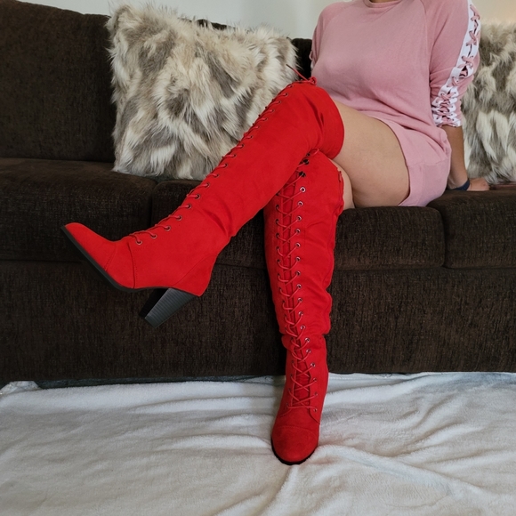 Just In Red Vegan Suede Combat boots Lace up - Picture 2 of 6
